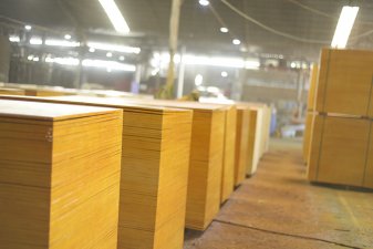 建筑木胶板生产厂家良性竞争